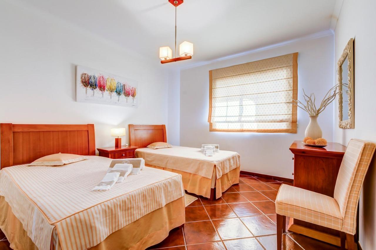 Altura Prime - 5 Suites, Private Pool And Parking, Walk To Beach Luaran gambar