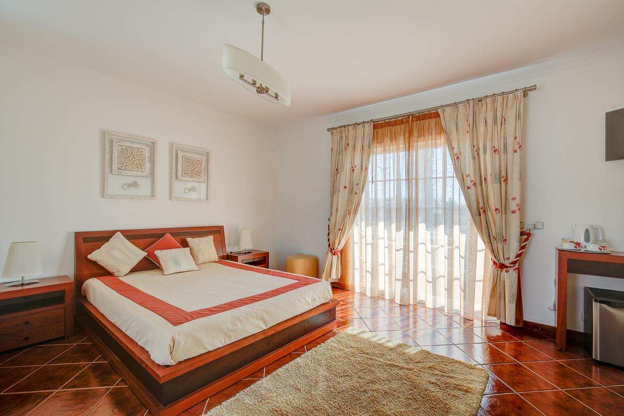 Altura Prime - 5 Suites, Private Pool And Parking, Walk To Beach Luaran gambar