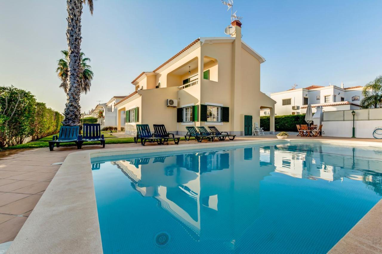 Altura Prime - 5 Suites, Private Pool And Parking, Walk To Beach Luaran gambar